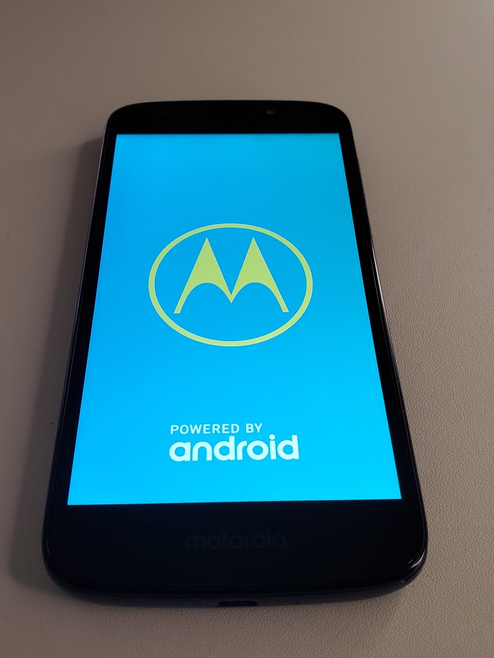 Motorola Moto E5 Cruise - 16GB - 5.2-INCH - BLUE - CRICKET WIRELESS